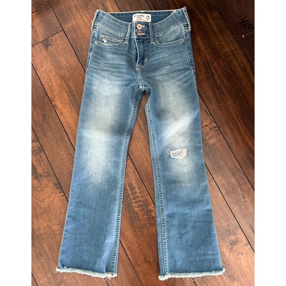 Abercrombie Kids Cropped Flare Slim Fit Medium Wash Size 13/14 NEW - Picture 2 of 11